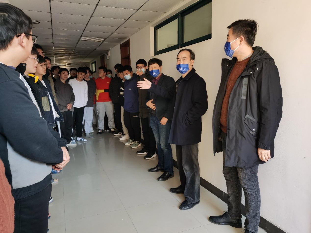 中國礦業大學能動學院領導走訪學生宿舍