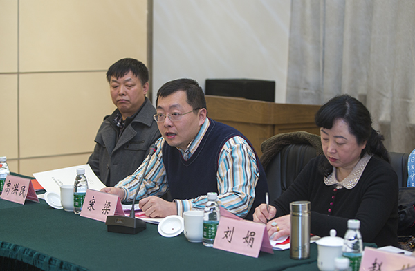 徐州市市委常委,组织部部长杨时云主持座谈会